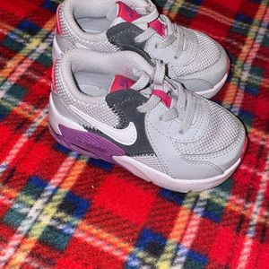 Toddler girl youth Nike air max